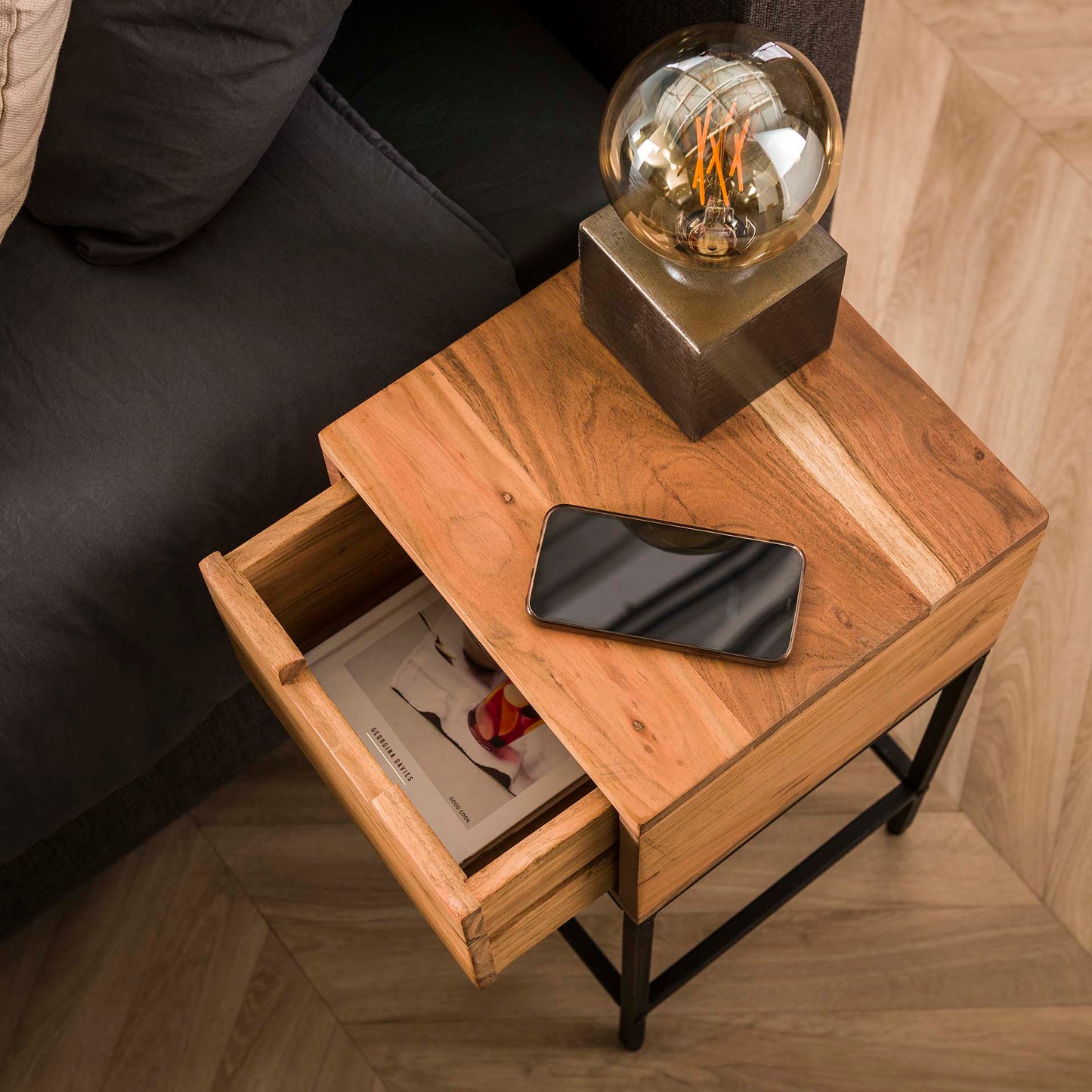 Nachtkastje XS flat / Massief acacia naturel