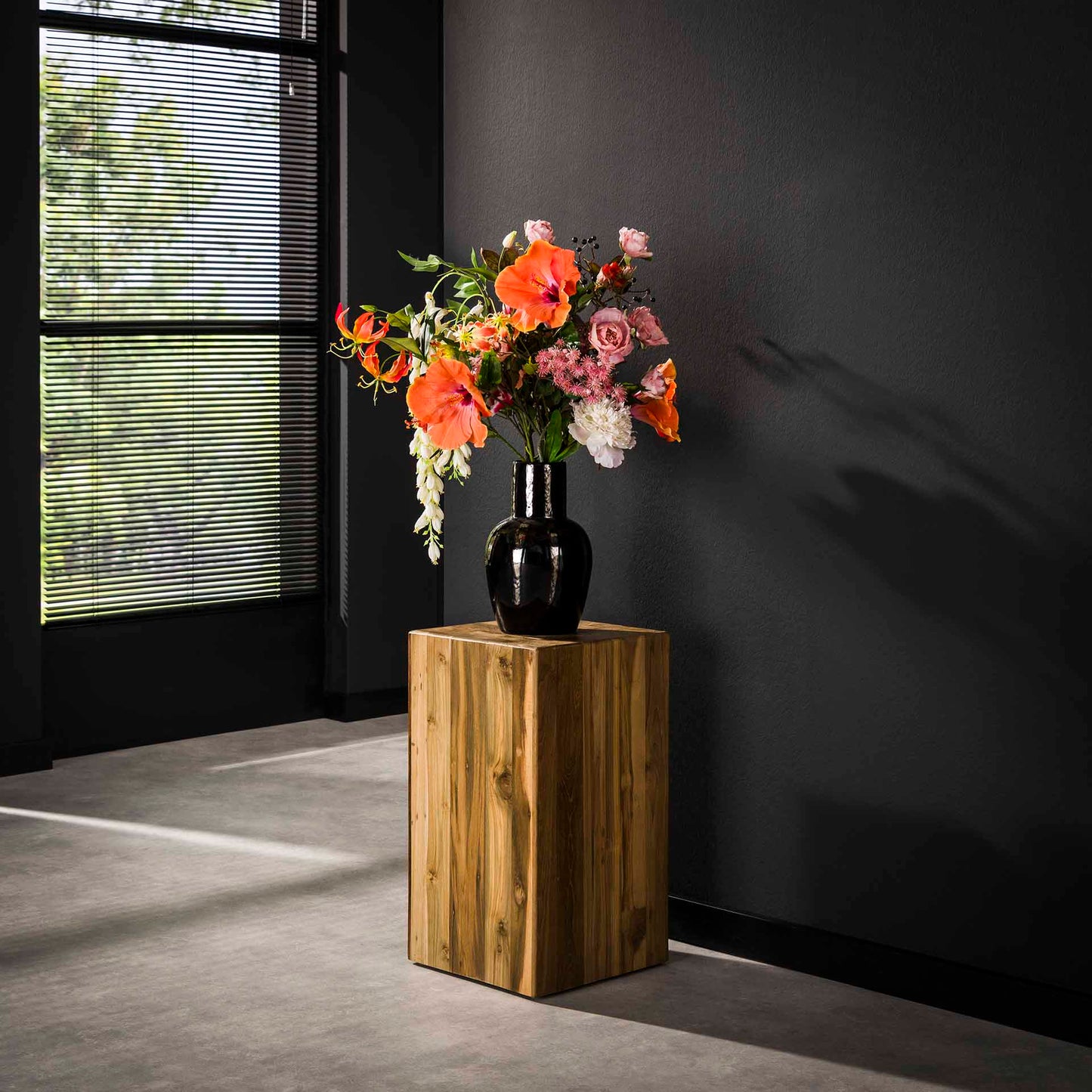 Bloemenzuil bole 65 cm / Massief gerecycled teakhout