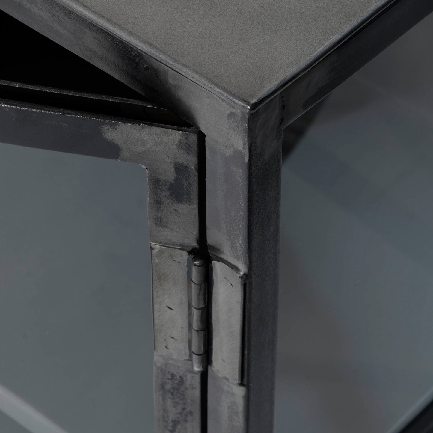 Dressoir Rift metal 4 deuren / Gun metal 180cm