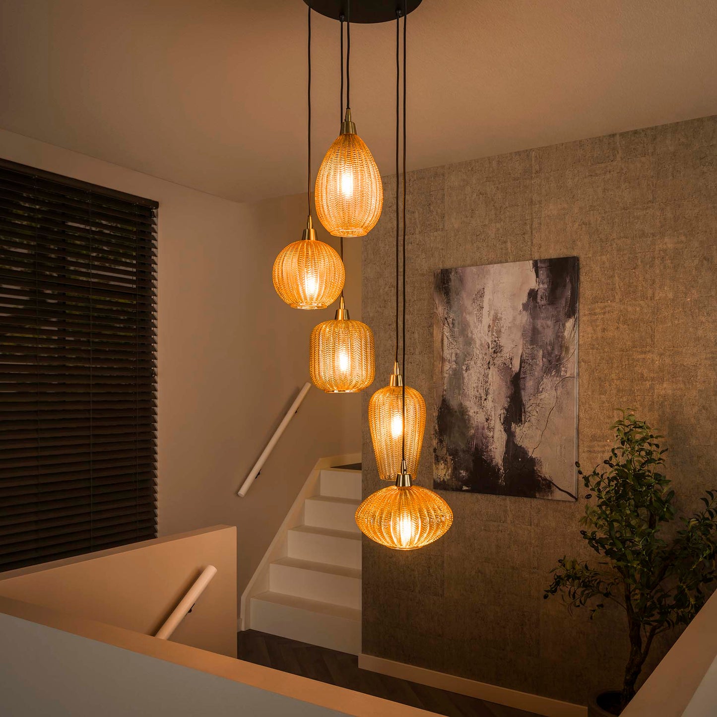 Hanglamp van 5 Lampen V-Shape Pattern Getrapt - 40x40x180 cm - Amberkleurig glas