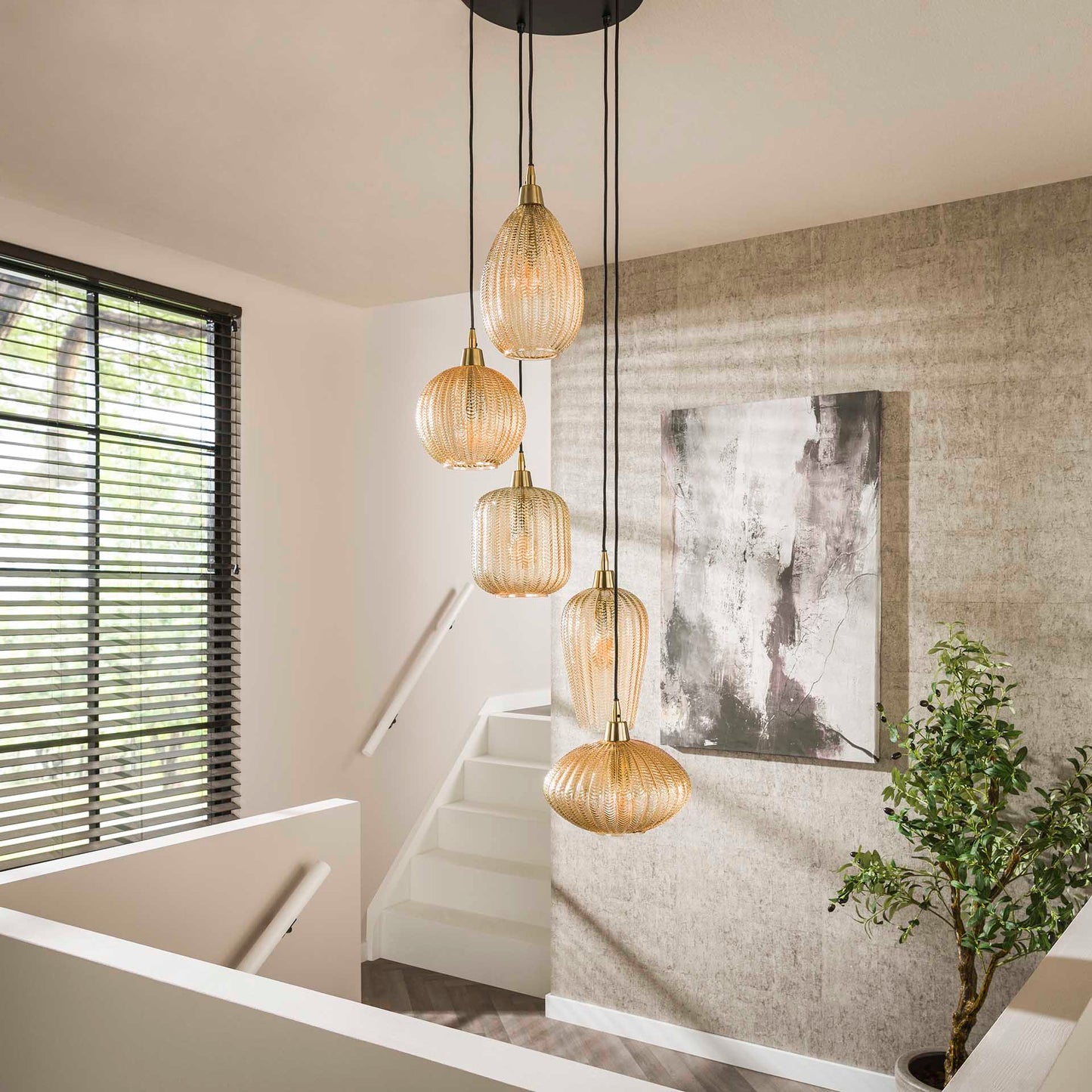 Hanglamp 5L V-shape pattern getrapt / Amberkleurig glas