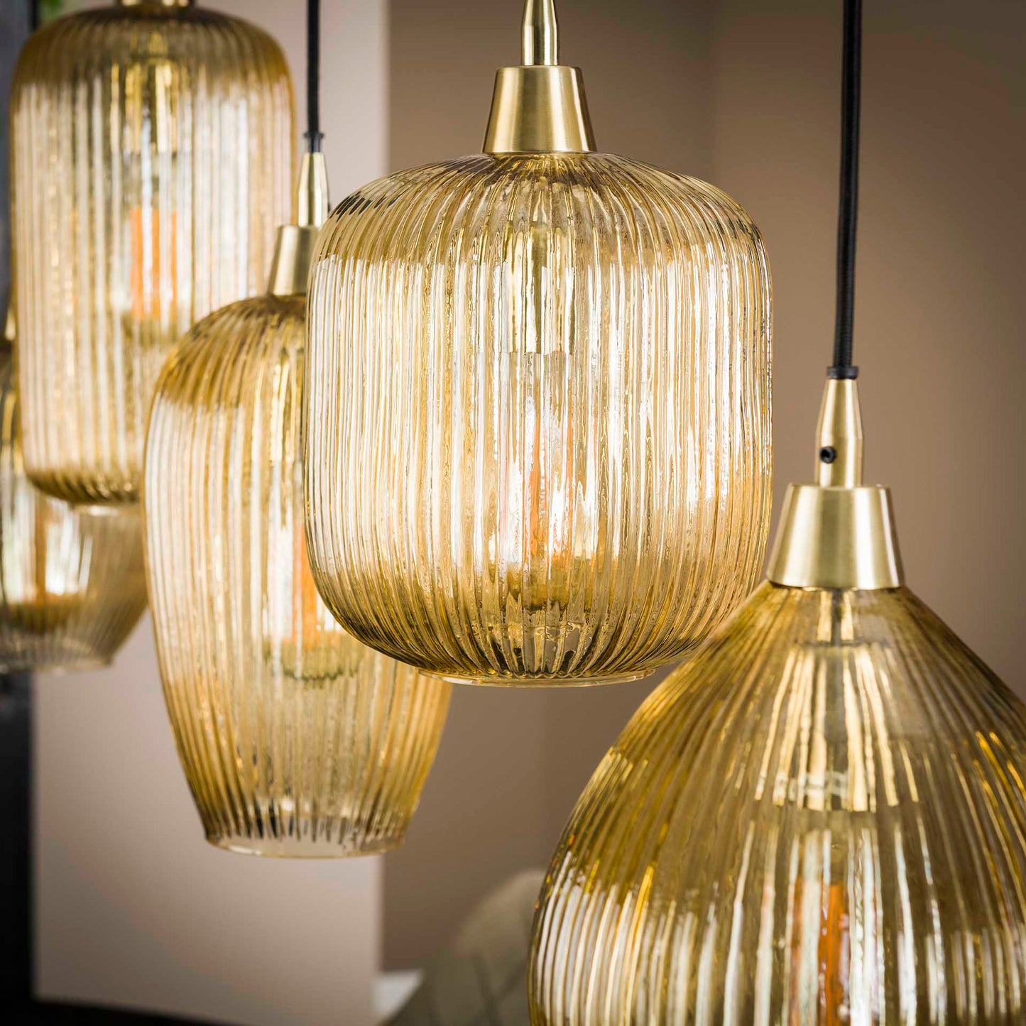 Hanglamp 5L stripe glass mix / Amberkleurig glas