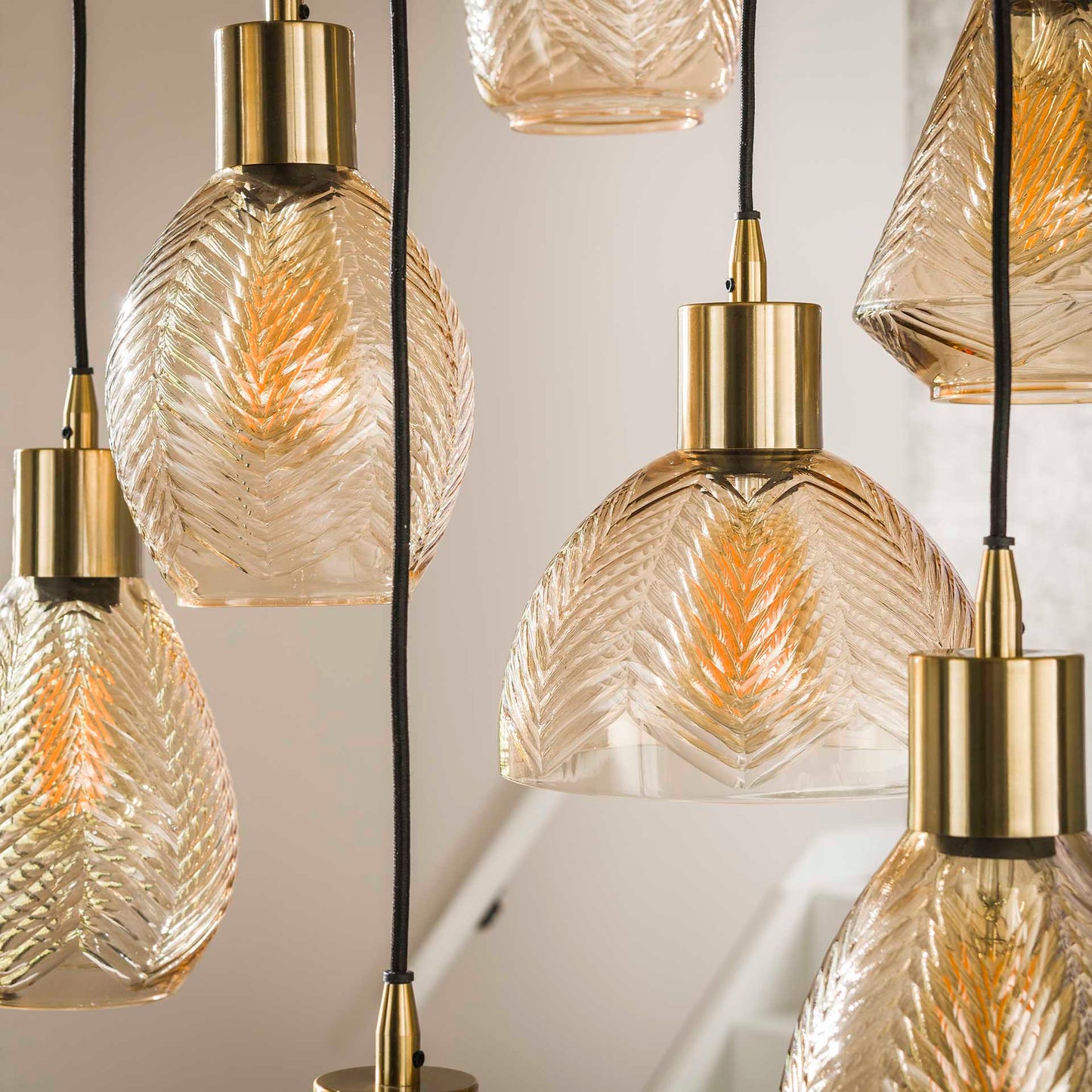 Hanglamp 9L leaf getrapt / Amberkleurig glas