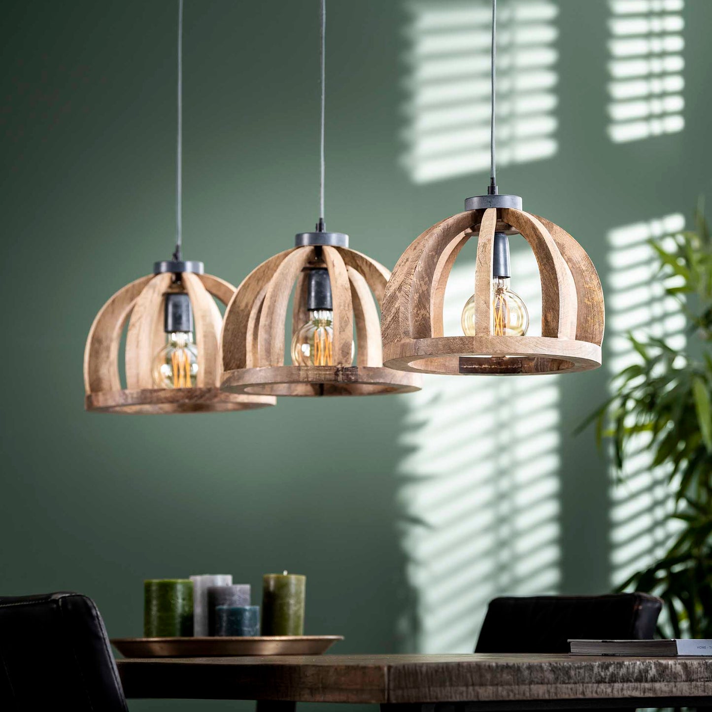 Hanglamp 3x Ø30 gebogen houten spijlen / Massief mango naturel