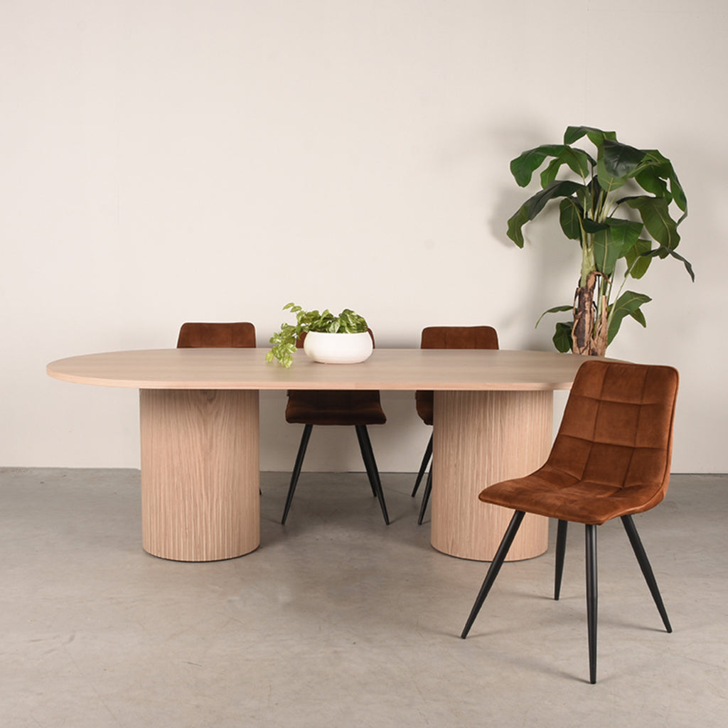 Eettafel Oliva 240x120x75 cm