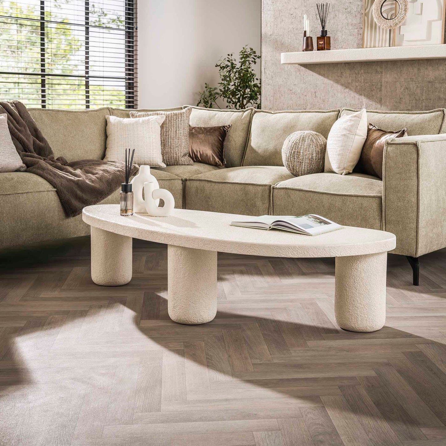 Salontafel XL Kiezel Driehoek - 157x61x38 cm - Marmer Composiet