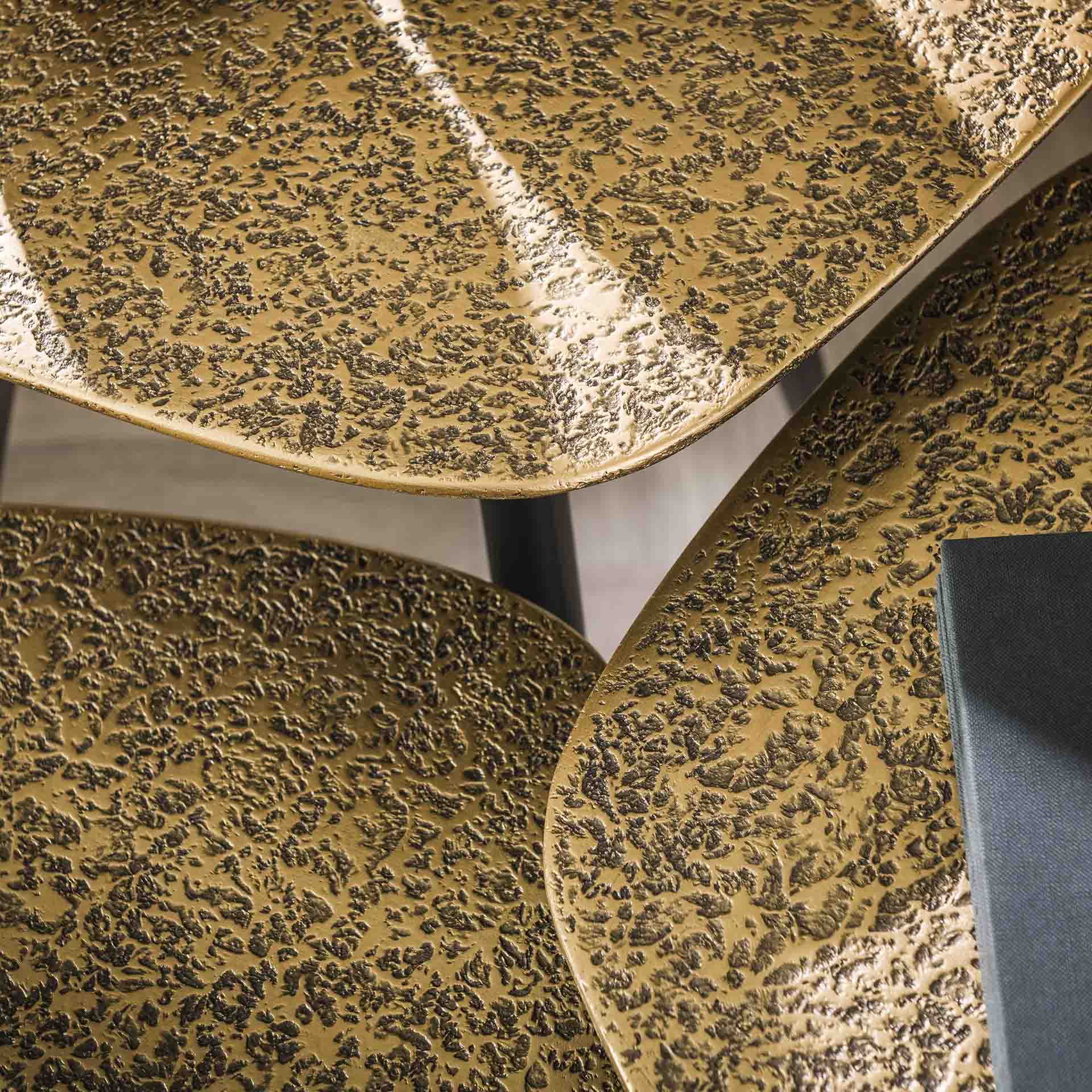 Salontafel set/3 point metallic / Brons antiek