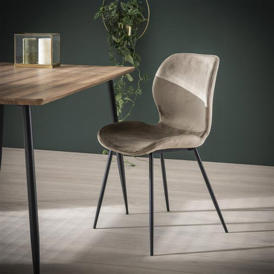 Stoel Ronde Buis verpakt per 4 - 46x51x84 cm - Champagne Velours