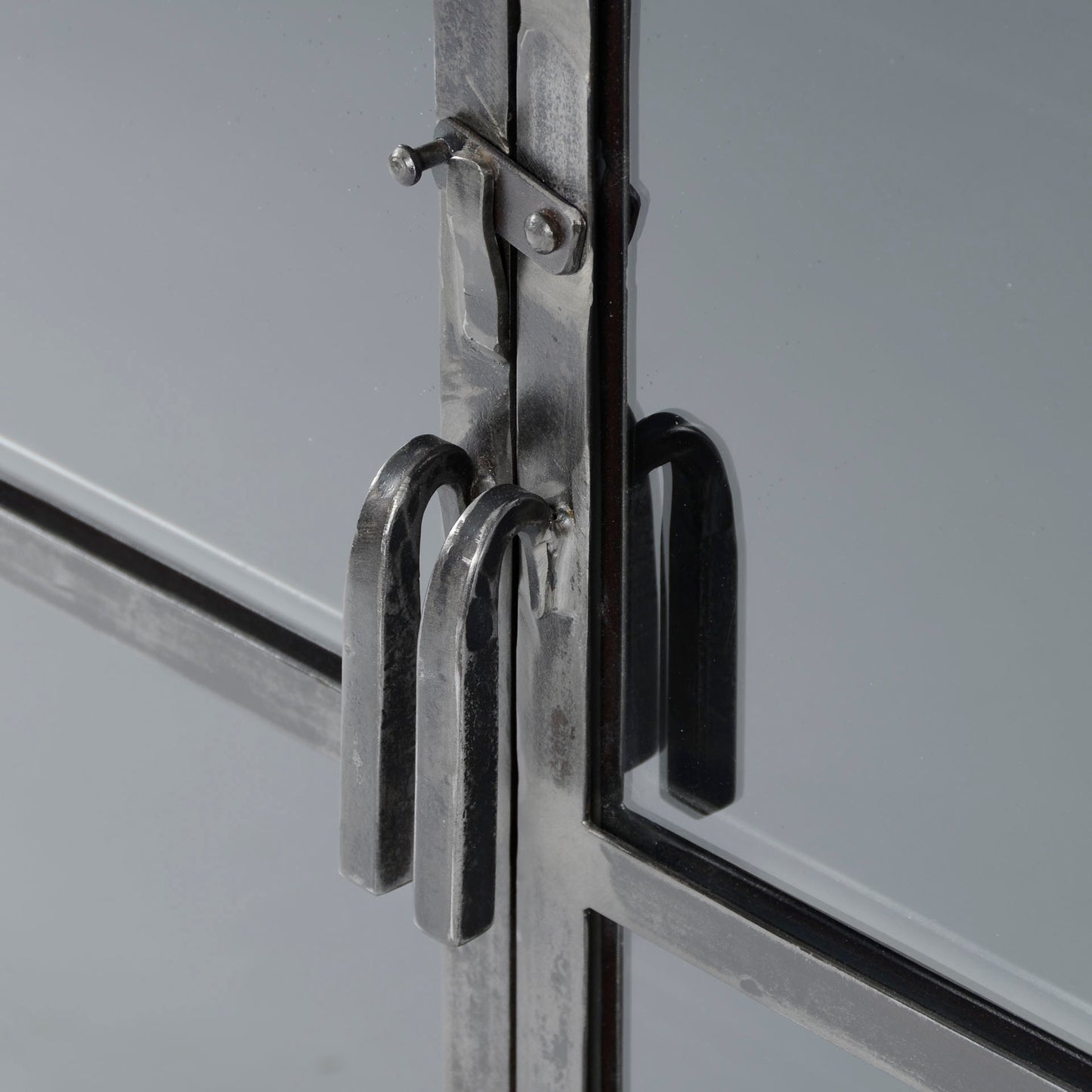 Dressoir Rift metal 4 deuren / Gun metal 180cm