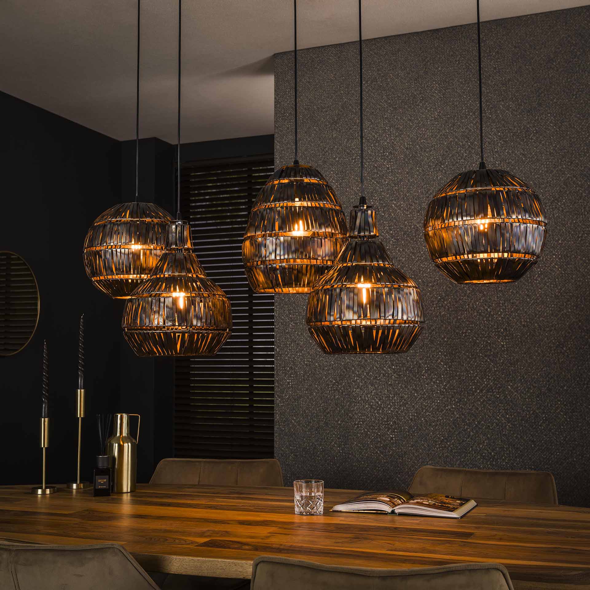 Hanglamp van 5 Lampen Strip Multi Shade - 130x30x150 cm - Zwart bruin
