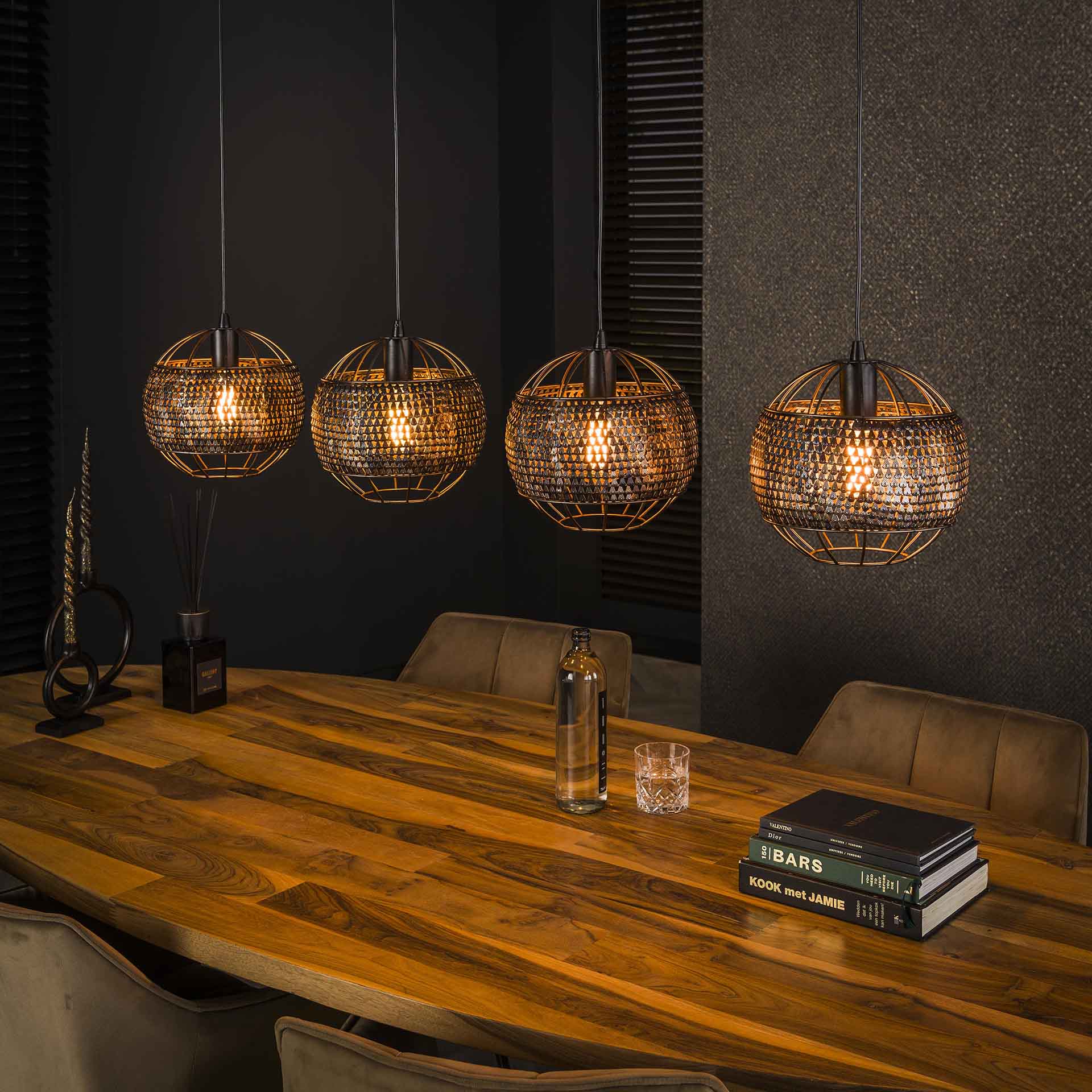 Hanglamp van 4 Lampen Armor Open - 135x25x150 cm - Zwart bruin