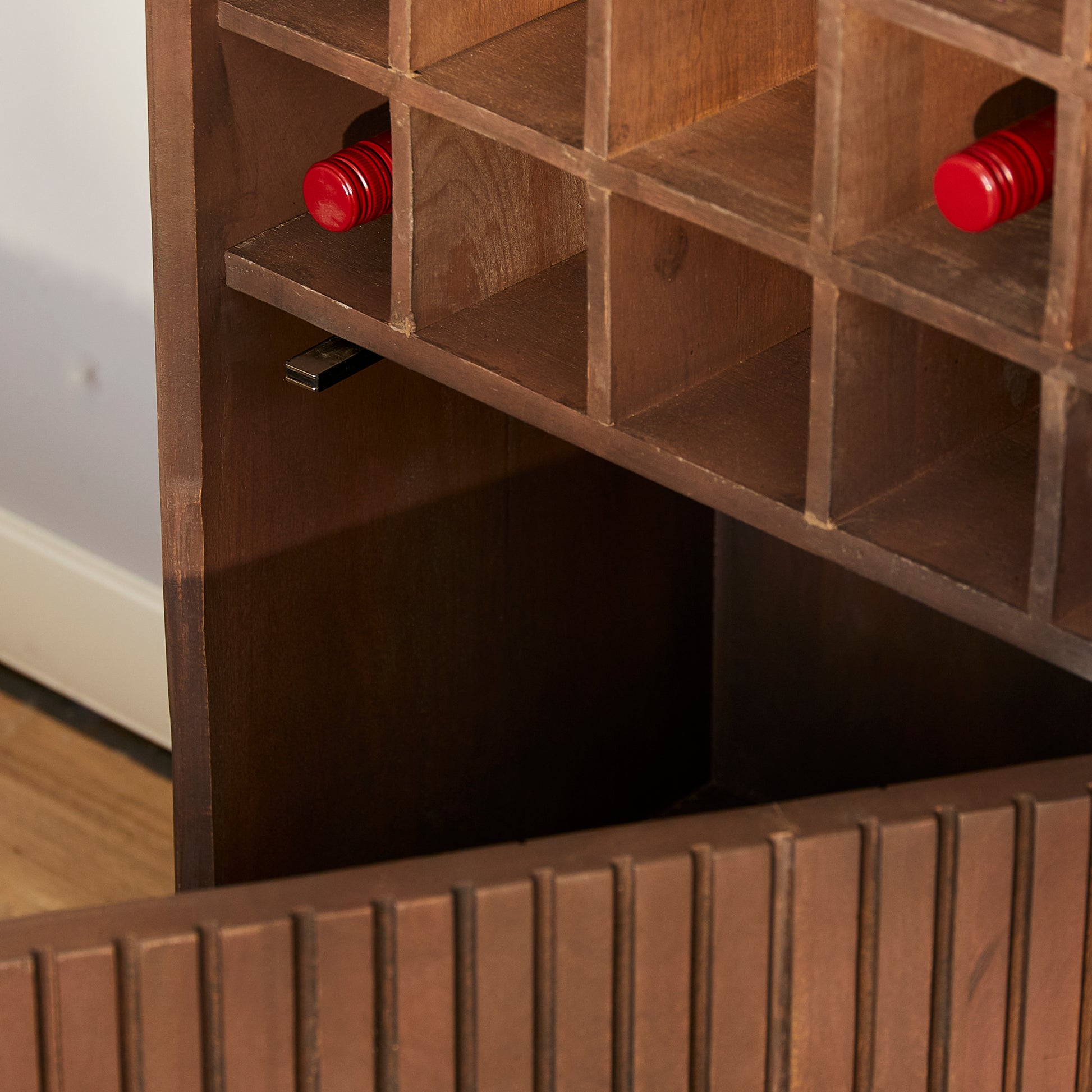 Wijnkast Madison Walnut | 55 cm